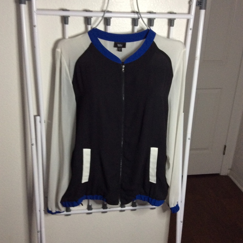 🚫DONATED🚫💙Cool Sheer Jacket! black/blue/white💙Size XXL💙